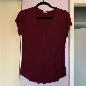 Maroon t shirt